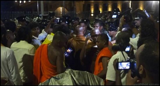 Court Isues Order Restricting Access to Prez. Sec.